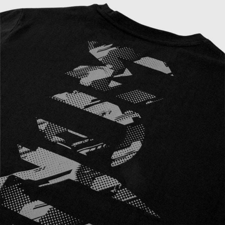 Close-up of the camo-style vertical "VENUM" graphic on the back.